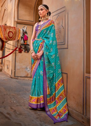 Mesmeric Firozi Patola Printed Contemporary Silk Saree