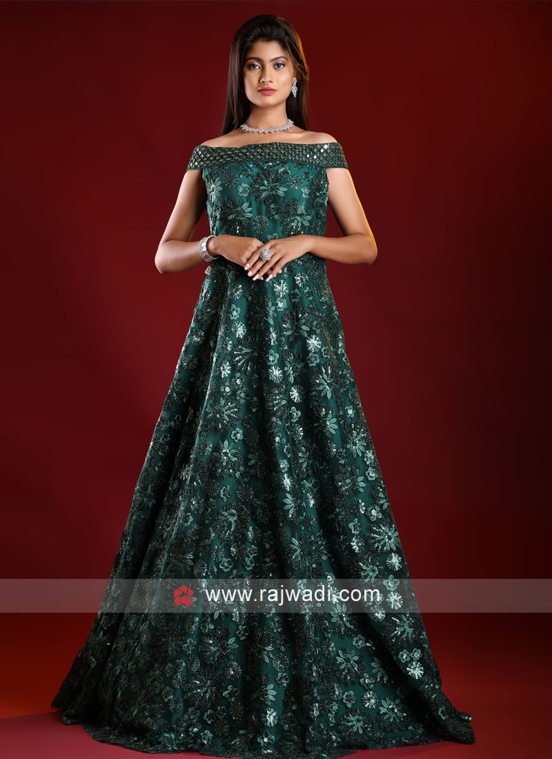 Mesmerizing Net Gown For Womens