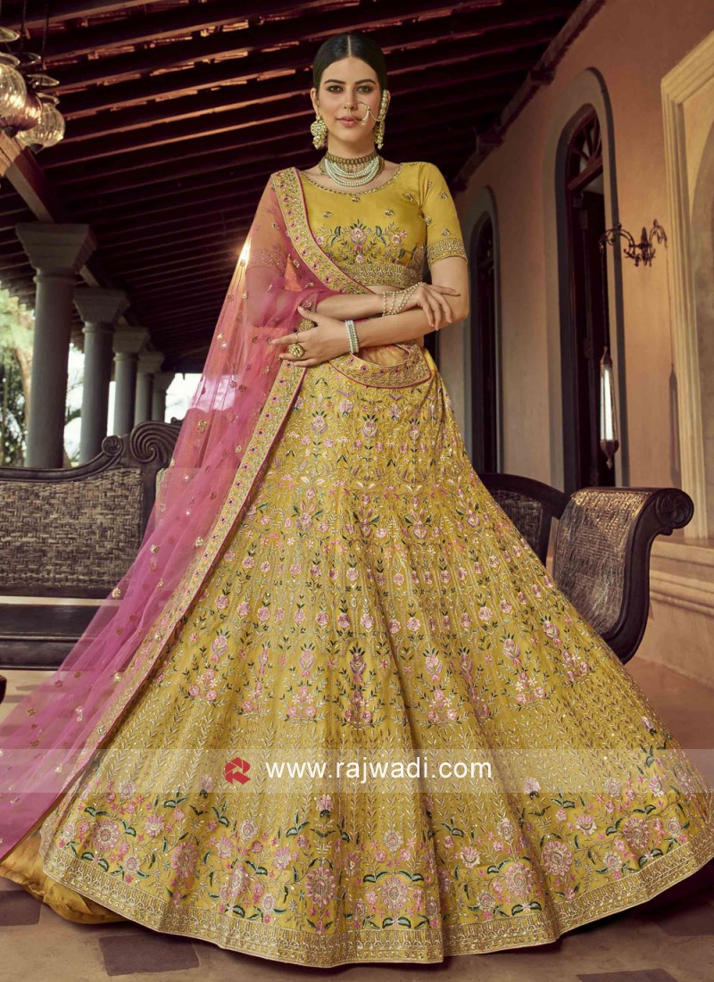 Amrapali The Royal Rajwadi Bridal Lehenga | Dulhan Ka Lehnga | 3d-mon.com