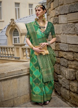 Mystic Silk Green Trendy Saree