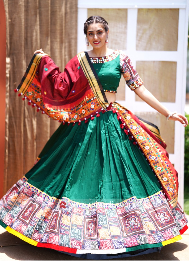 navratri special cotton green chaniya choli with dupatta 47314