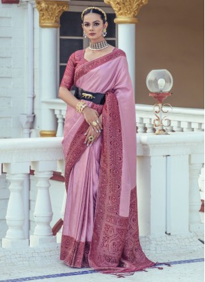 Enchanting Onion Pink Colored Crepe Silk Saree