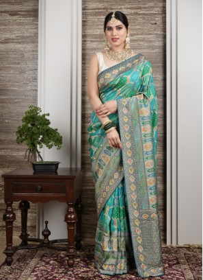 Peacock Green Geogeometric Banarasi Silk Saree