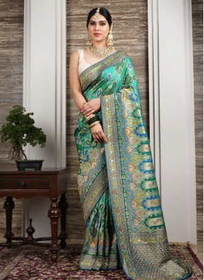 Peacock Motifs Banarasi Silk Saree For Women