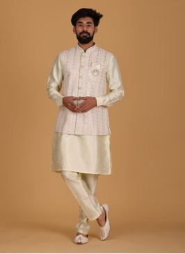 Pista Green Ethnic Motifs Kurta with Trouser And Nehru Jacket