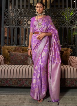 Gorgeous Purple Handloom Silk Designer Saree