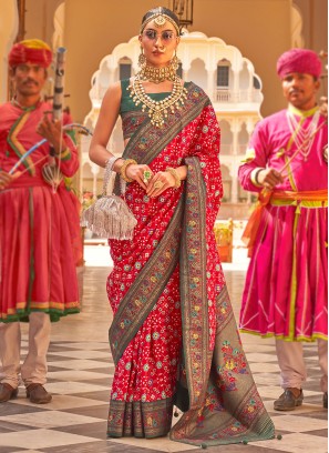 Gujarati wedding saree images best sale