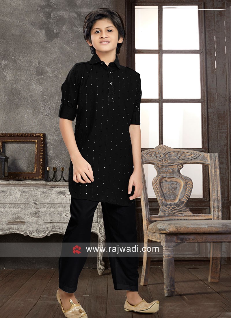Solid Color Poly Cotton Paithani Suit in Black : MTR3062