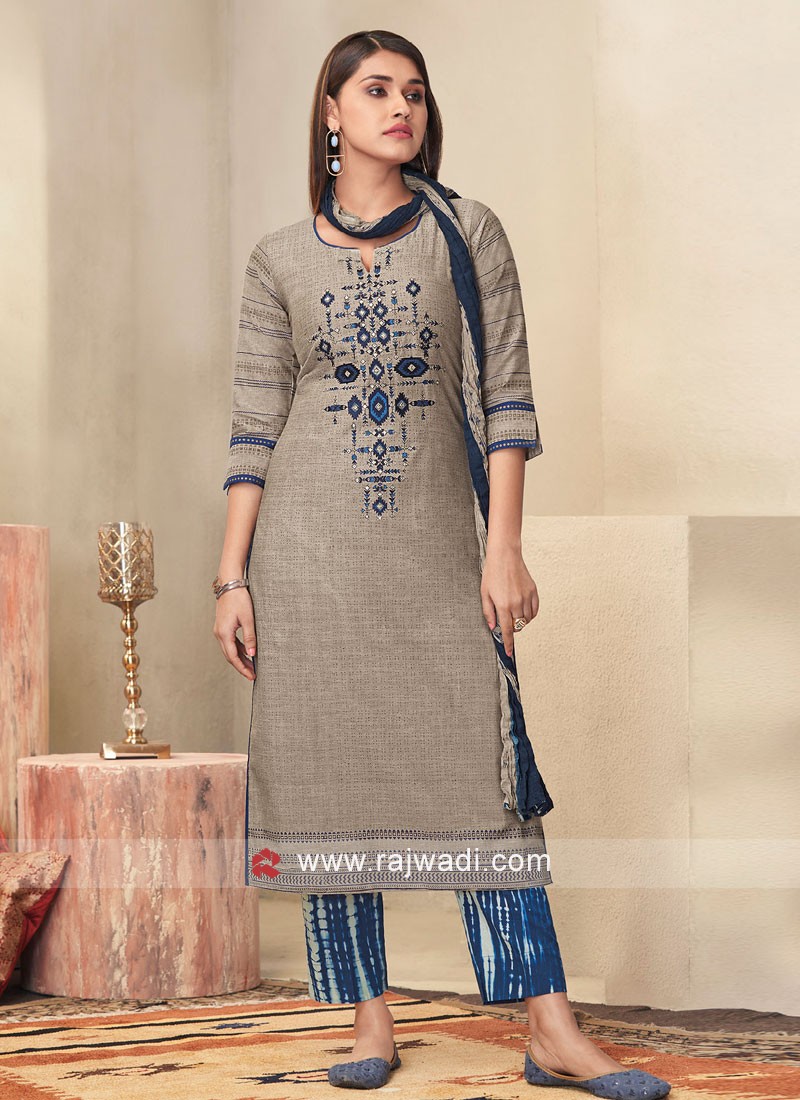 Shagufta Cotton Crepe Floral Printed Pant Style Salwar Kameez | Floral  print pants, Fashion pants, Straight cut dress