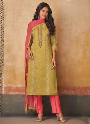 Shagufta Light Green Pant Style Salwar Kameez