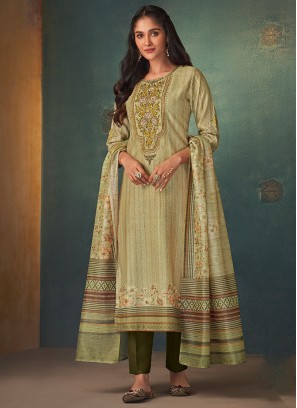 Shagufta Pant Style Salwar Kameez In Light Green