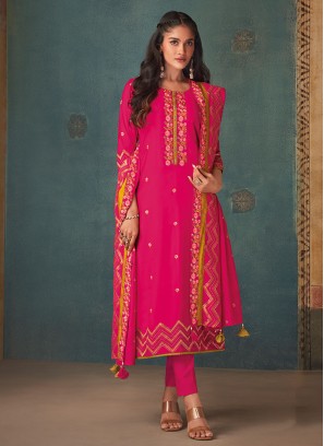 Shagufta Rani Pant Style Salwar Kameez