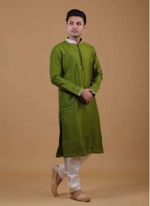 Simple And Sober Kurta Pajama In Green Color