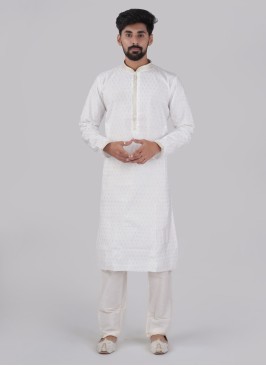 Simple White Kurta Pajama For Festive