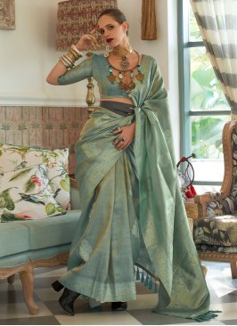 Tantalizing Grey Zari Woven Handloom Silk Saree