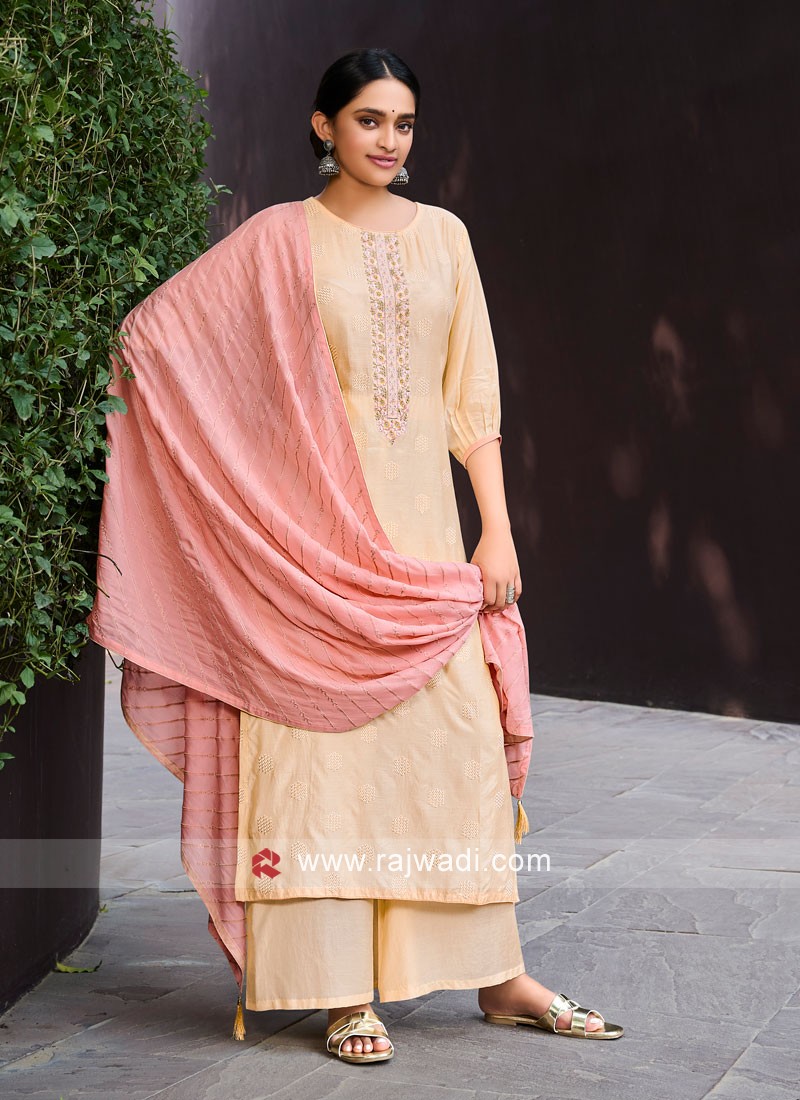 Blue Gajji Silk Bandhani Dress Material With Golden Lagdi Patta Dupatt –  Sankalp The Bandhej Shoppe