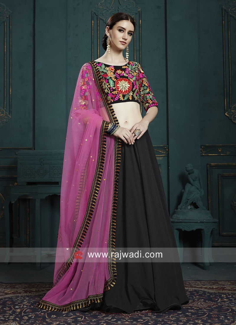 Aparejar Embroidered Semi Stitched Lehenga Choli - Buy Aparejar Embroidered  Semi Stitched Lehenga Choli Online at Best Prices in India | Flipkart.com