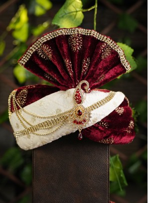 Velvet Fabric Readymade Safa For Wedding