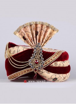 Velvet Fabric Safa With Stylish Broach