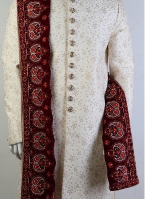 Velvet Maroon Embroidered Sherwani Dupatta