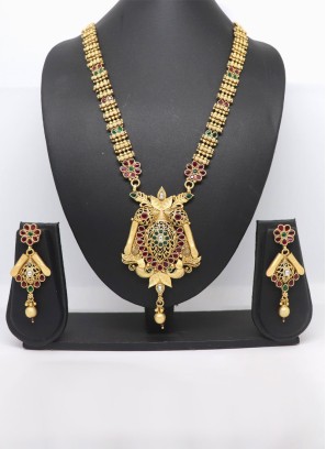 Wedding Wear Gold Plated Necklace Set
