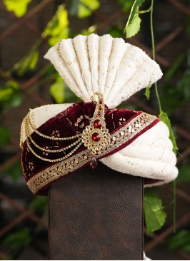 Wedding Wear Velvet And Lucknowi Safa For Groom