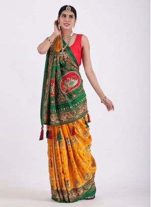 Gujarati Style Saree: Guide on Perfecting Gujarati Saree Drape